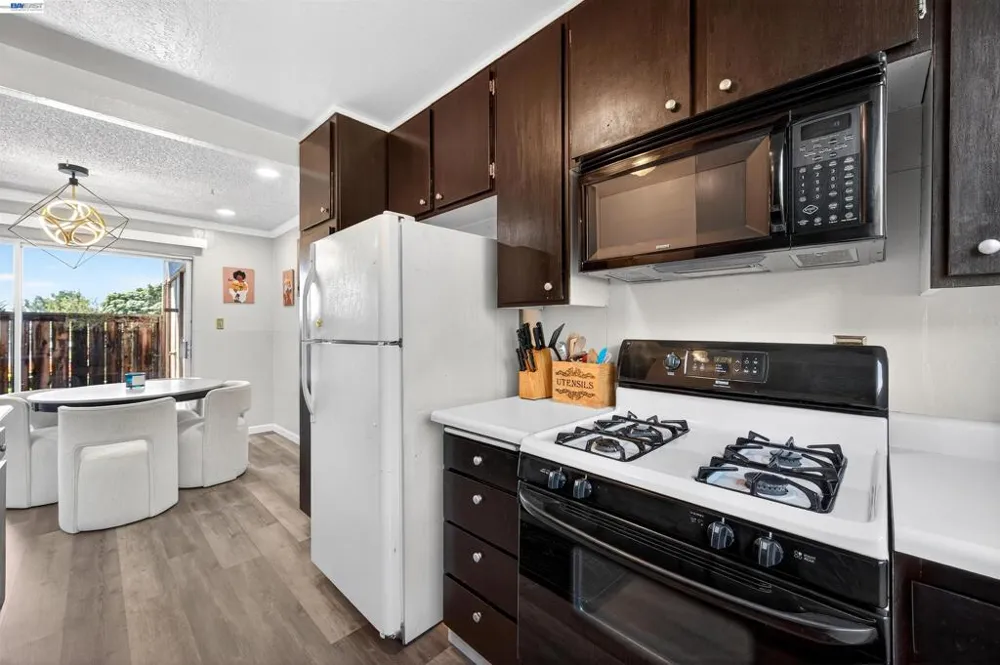 355 Parkview Terrace #B9 Vallejo, CA 94589