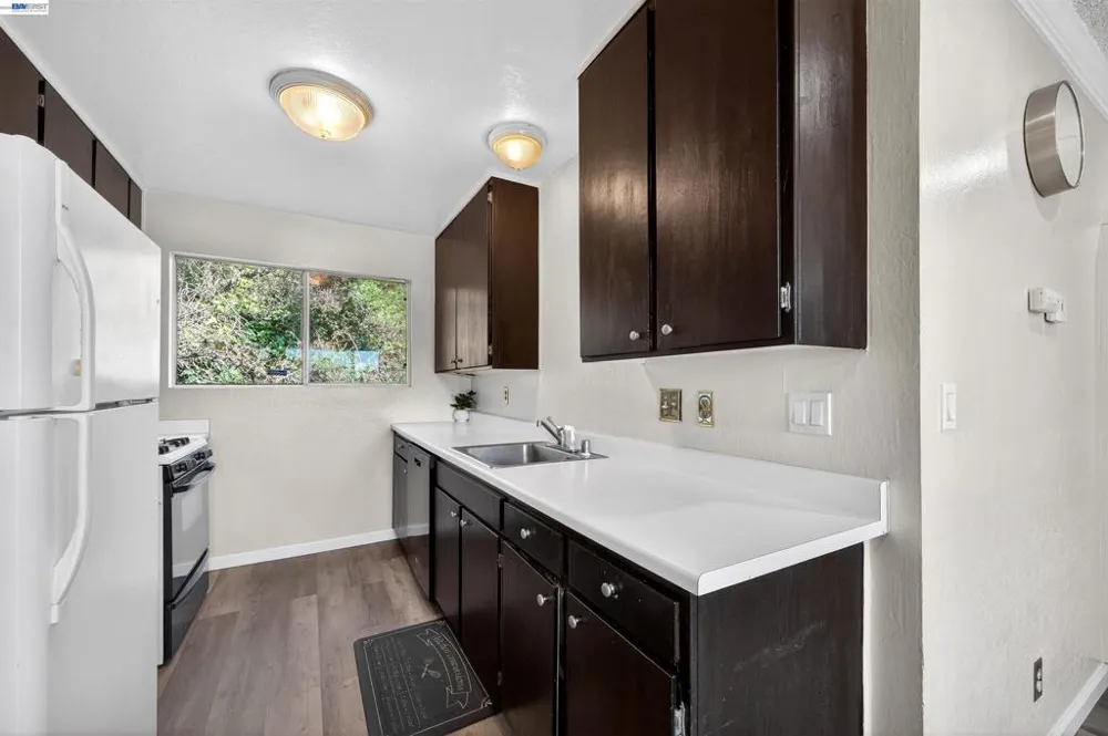 355 Parkview Terrace #B9 Vallejo, CA 94589