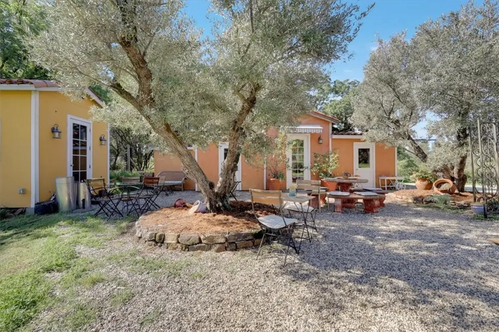 9735 Stackhouse Lane Oregon House, CA 95962