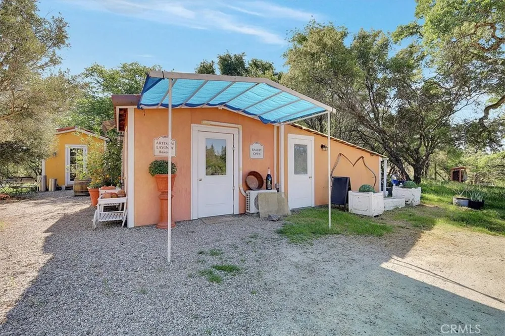 9735 Stackhouse Lane Oregon House, CA 95962