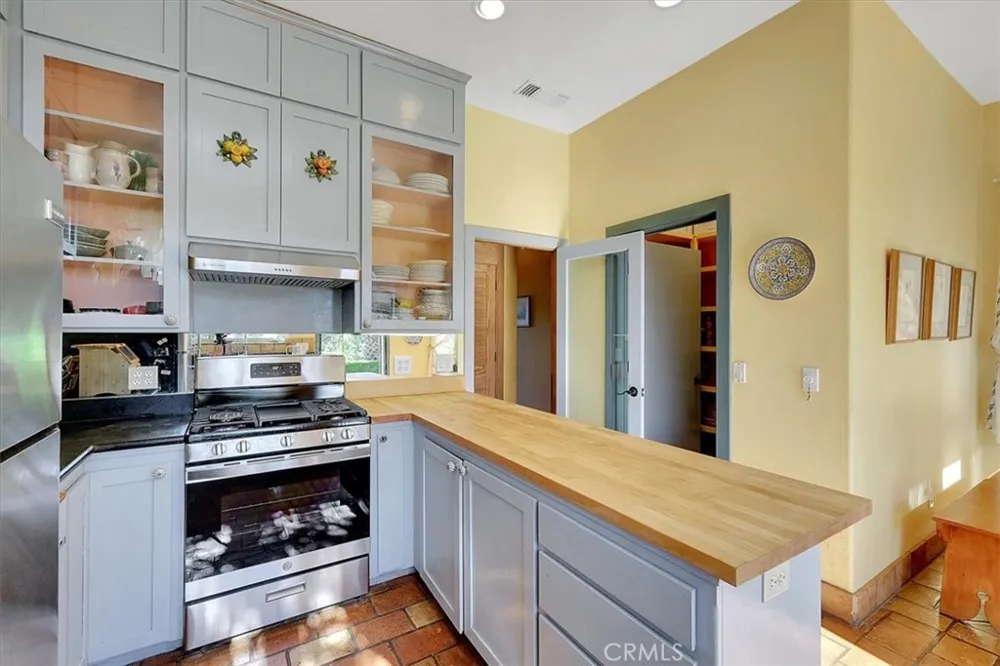9735 Stackhouse Lane Oregon House, CA 95962