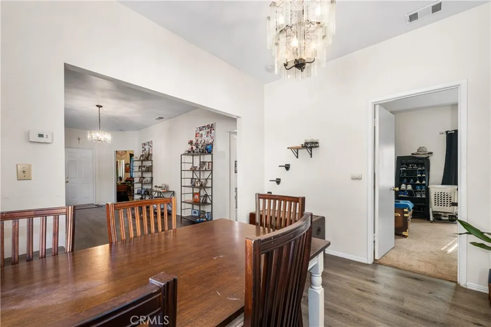9722 Walnut Street Bellflower, CA 90706