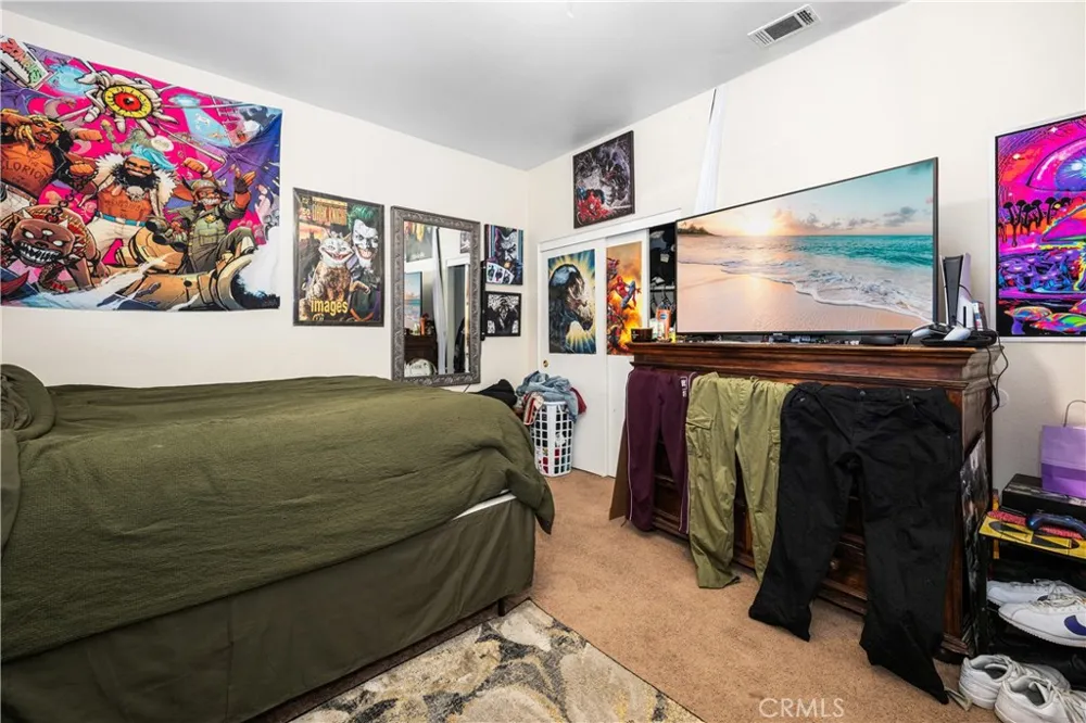 9722 Walnut Street Bellflower, CA 90706