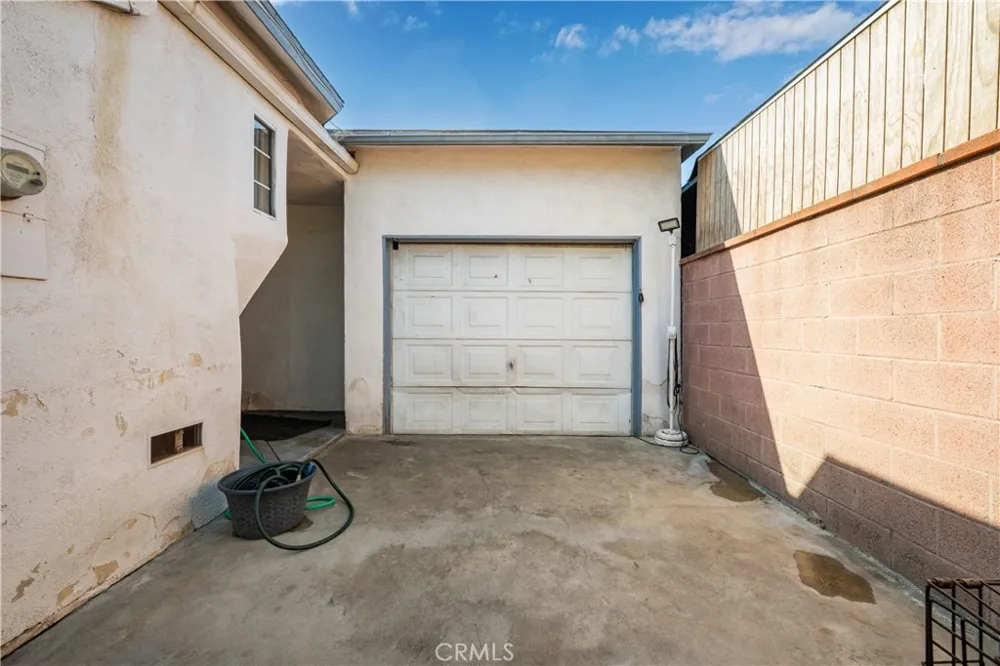 9722 Walnut Street Bellflower, CA 90706