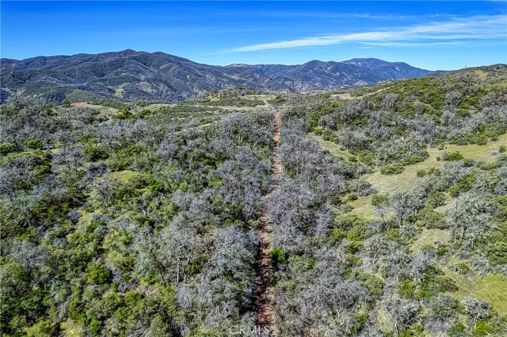 5553 Eickhoff Road Lakeport, CA 95453