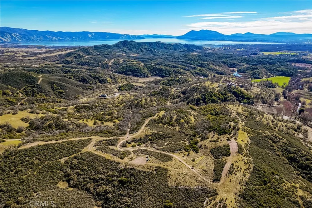 5553 Eickhoff Road Lakeport, CA 95453