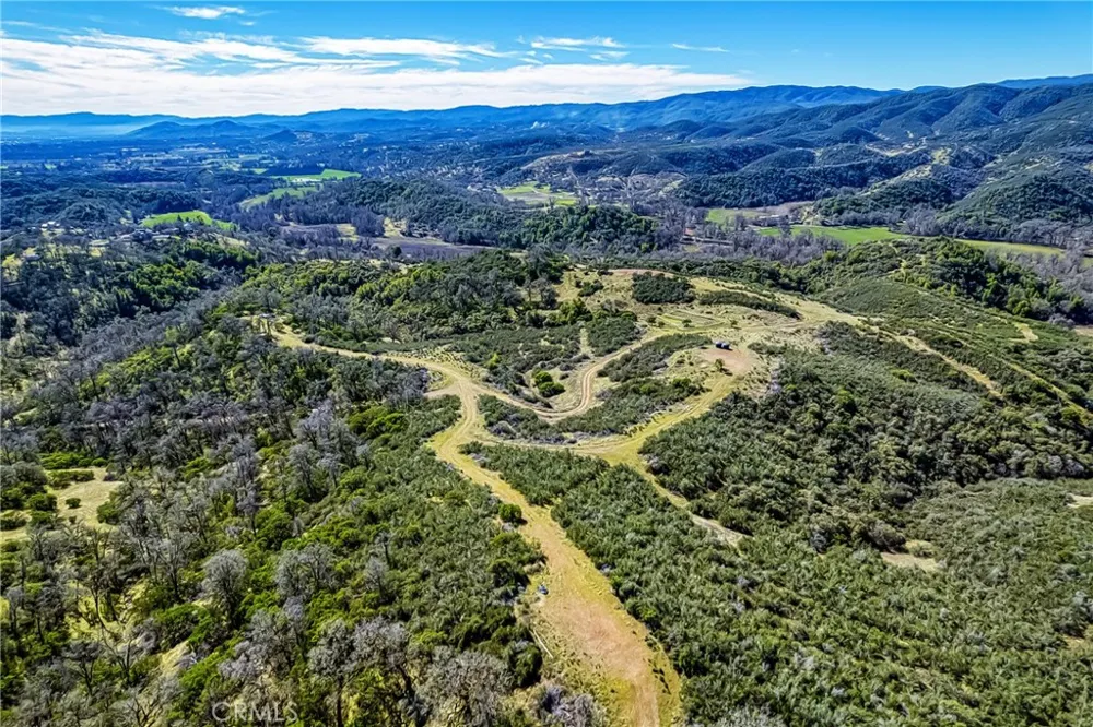 5553 Eickhoff Road Lakeport, CA 95453