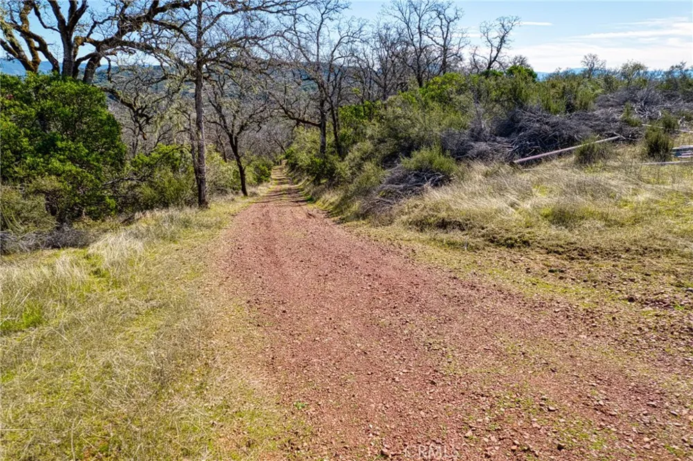 5553 Eickhoff Road Lakeport, CA 95453