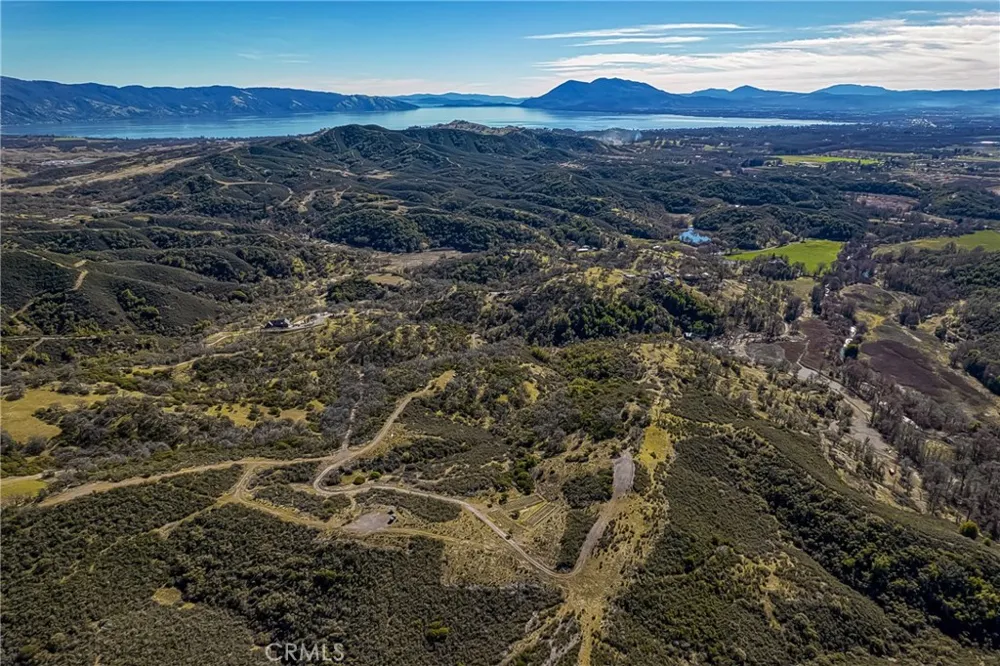 5553 Eickhoff Road Lakeport, CA 95453