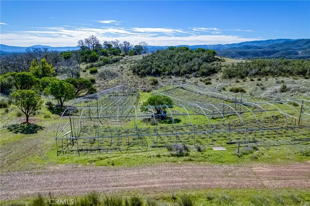 5553 Eickhoff Road Lakeport, CA 95453