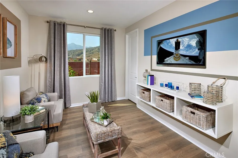 30945 Campania Road Highland, CA 92346