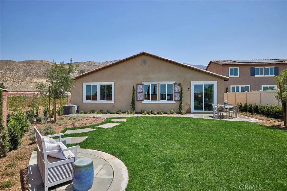 30945 Campania Road Highland, CA 92346