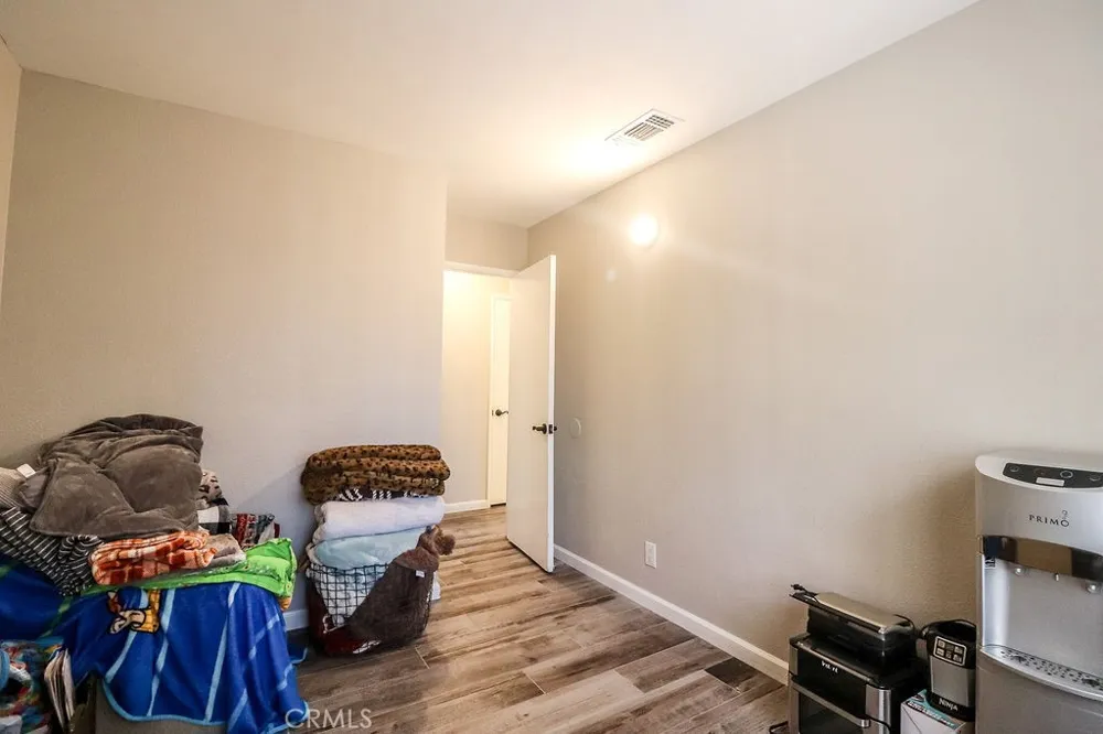 1330 Santa Fe Circle Needles, CA 92363