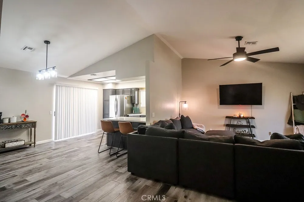 1330 Santa Fe Circle Needles, CA 92363