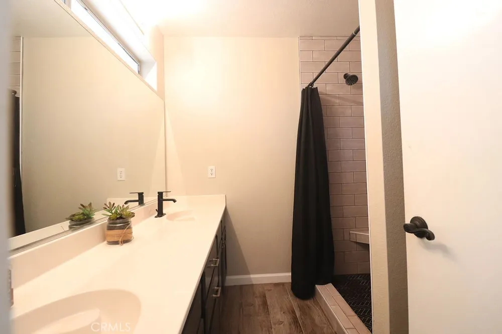 1330 Santa Fe Circle Needles, CA 92363