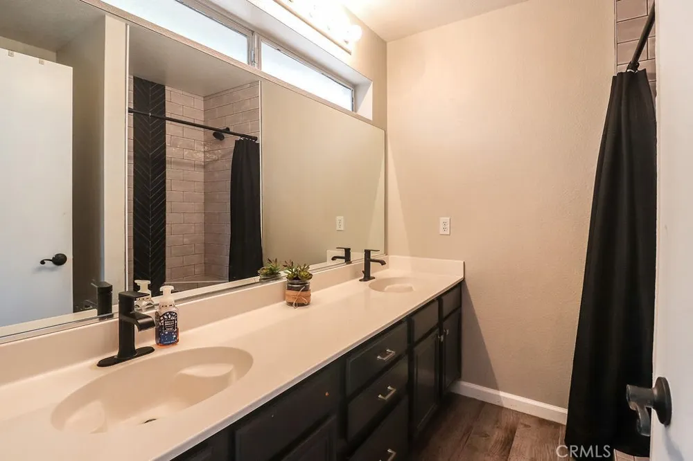 1330 Santa Fe Circle Needles, CA 92363