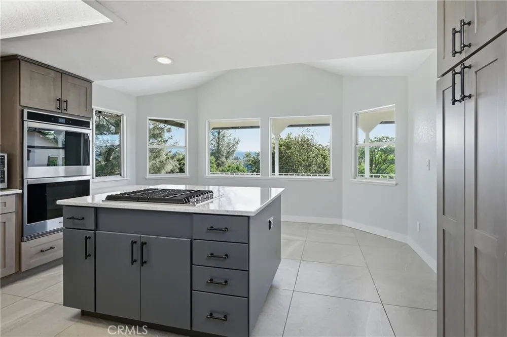 18669 Deer Hill Hidden Valley Lake, CA 95467