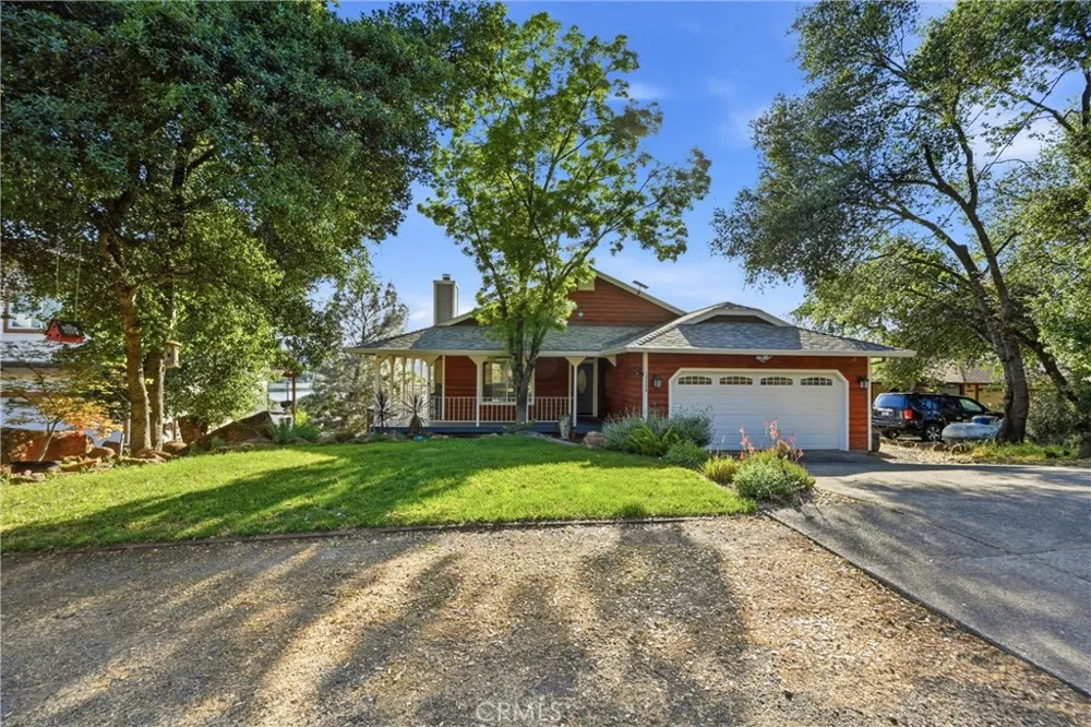 18669 Deer Hill Hidden Valley Lake, CA 95467