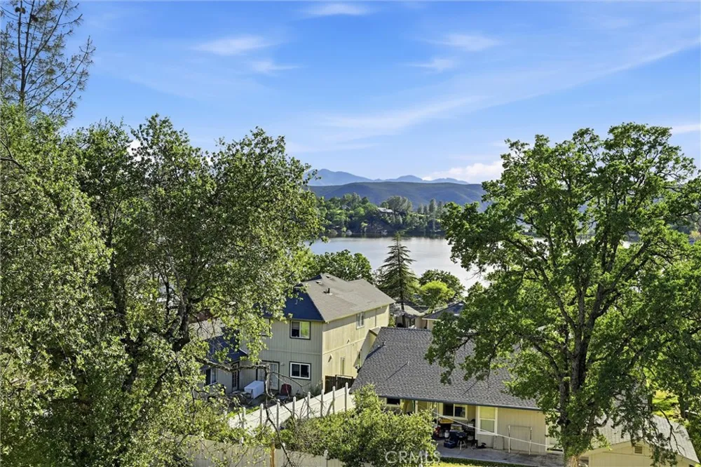 18669 Deer Hill Hidden Valley Lake, CA 95467