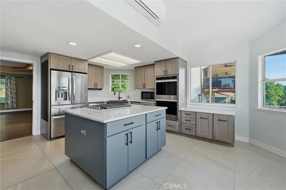 18669 Deer Hill Hidden Valley Lake, CA 95467