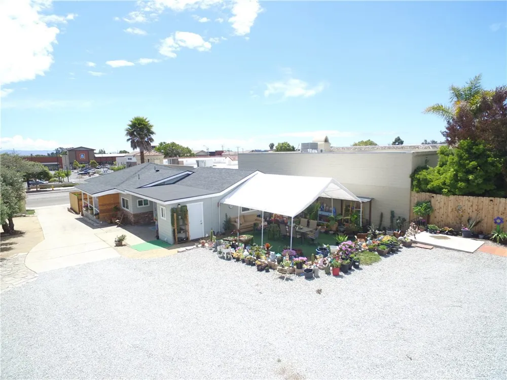 1220 E Grand Avenue Arroyo Grande, CA 93420