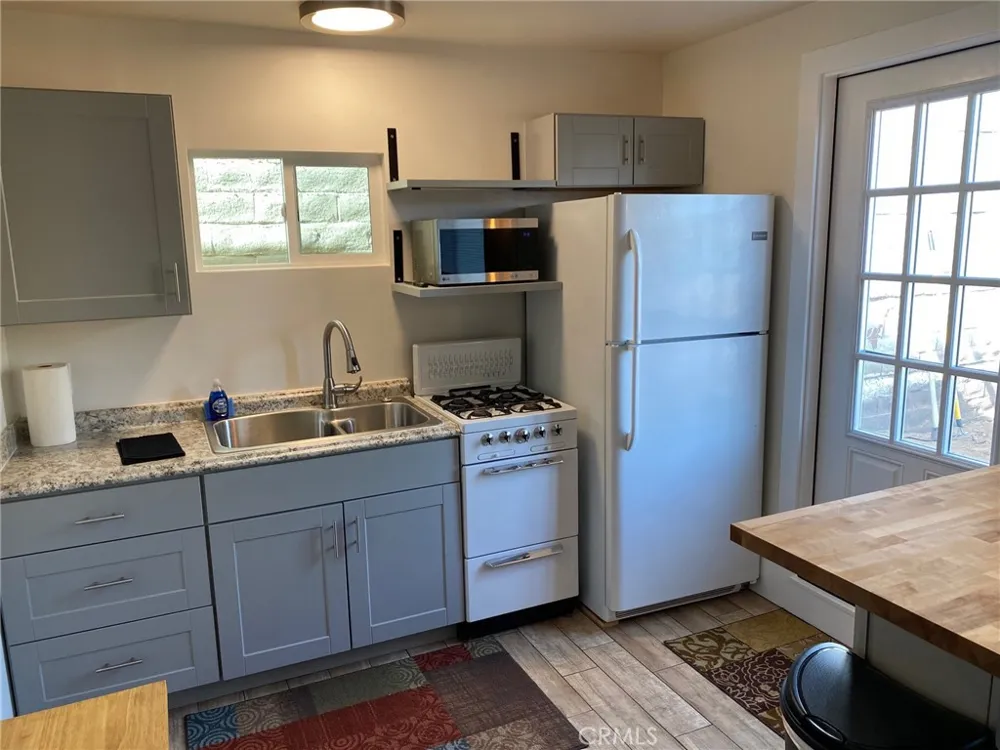 1220 E Grand Avenue Arroyo Grande, CA 93420