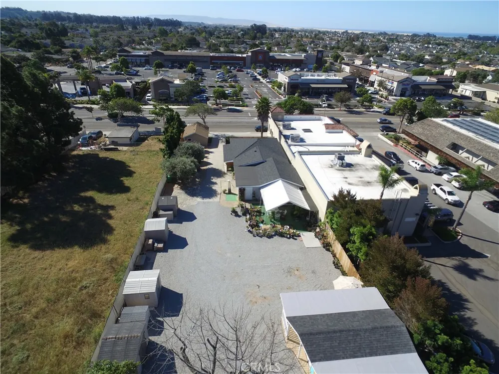 1220 E Grand Avenue Arroyo Grande, CA 93420