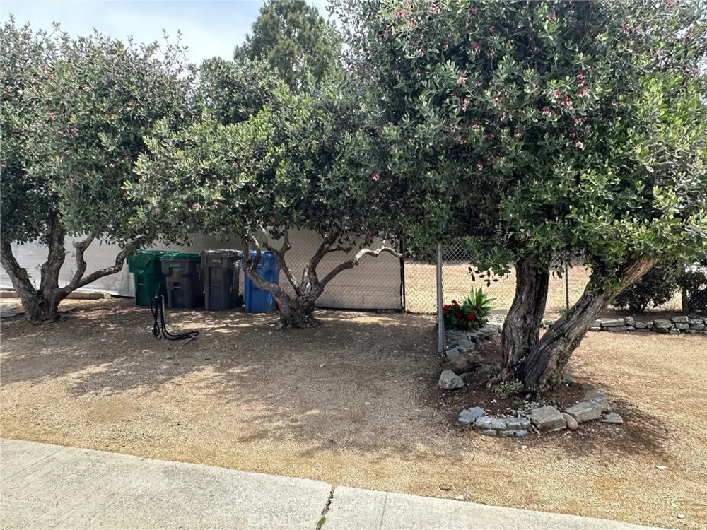 1220 E Grand Avenue Arroyo Grande, CA 93420