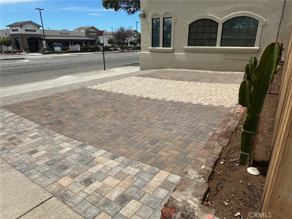 1220 E Grand Avenue Arroyo Grande, CA 93420