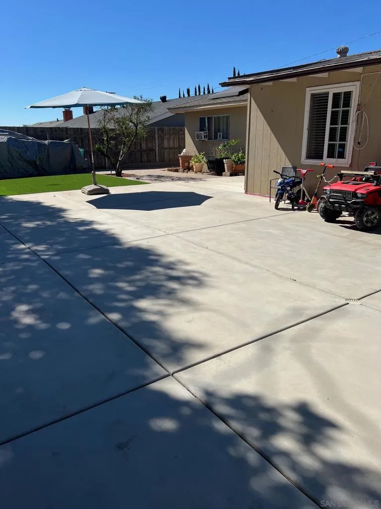 1362 Elm St Escondido, CA 92026