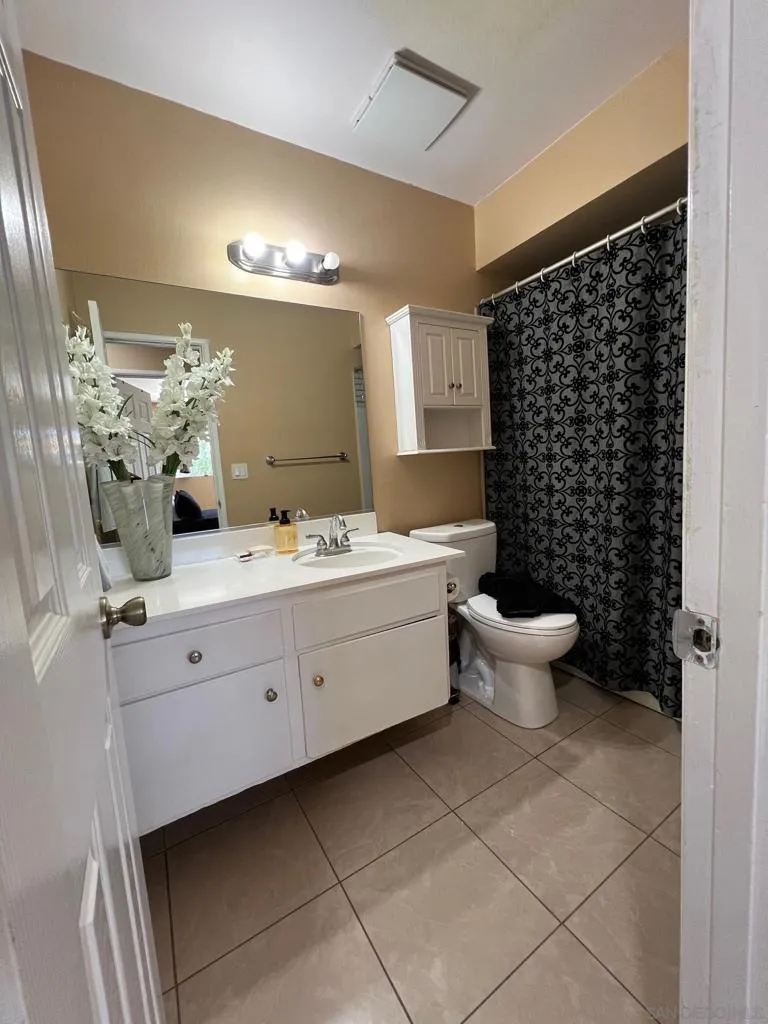 1362 Elm St Escondido, CA 92026
