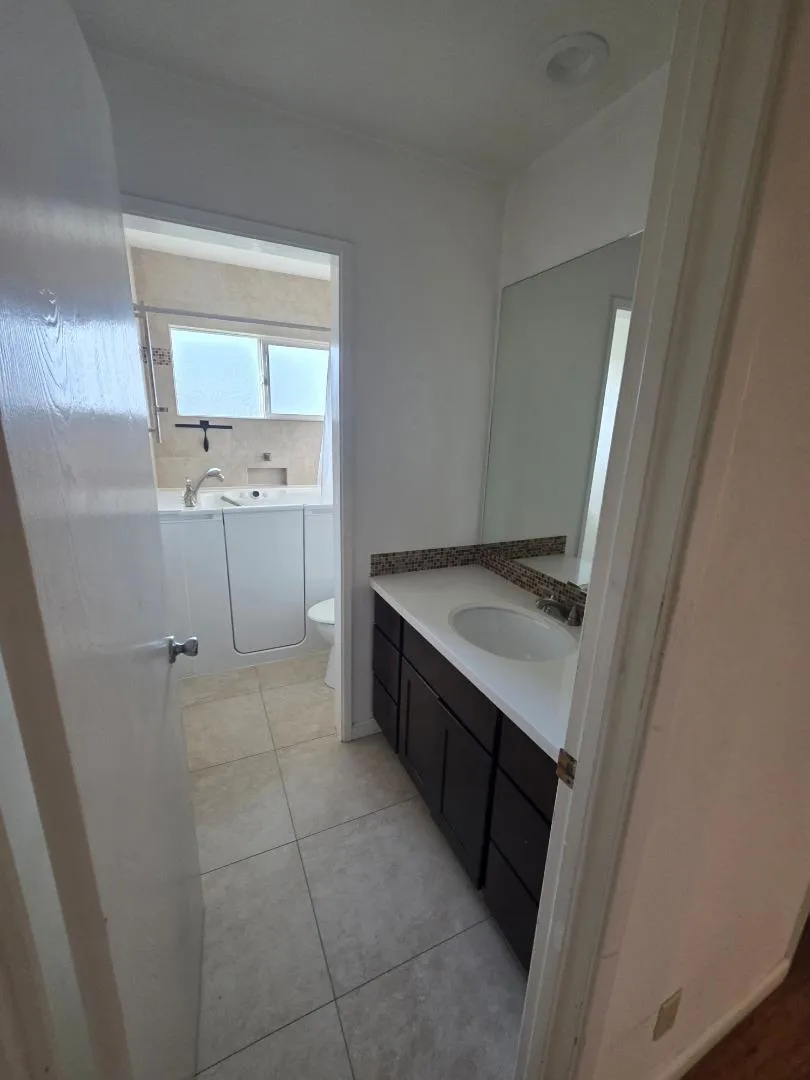 648 W Sunnyoaks Avenue Campbell, CA 95008