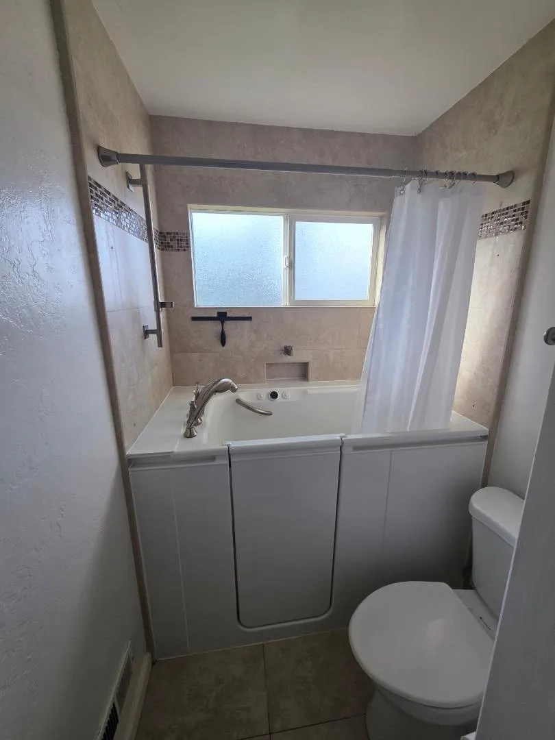 648 W Sunnyoaks Avenue Campbell, CA 95008