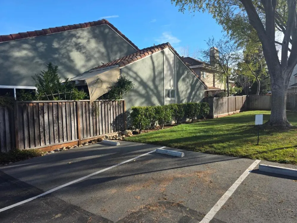648 W Sunnyoaks Avenue Campbell, CA 95008