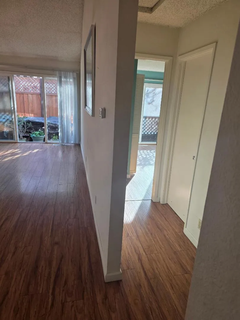 648 W Sunnyoaks Avenue Campbell, CA 95008
