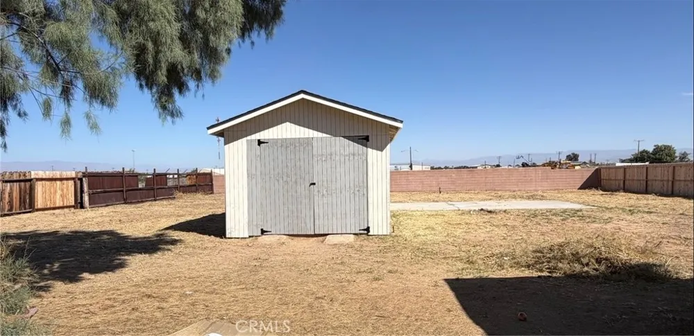 716 W Church Avenue Ridgecrest, CA 93555