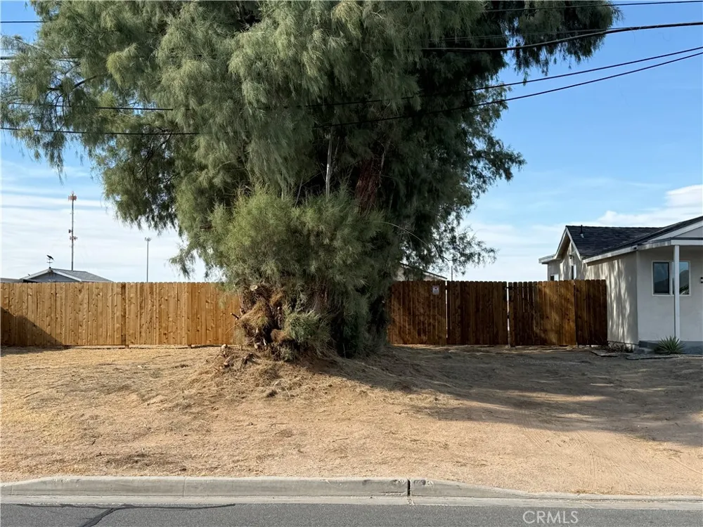 716 W Church Avenue Ridgecrest, CA 93555