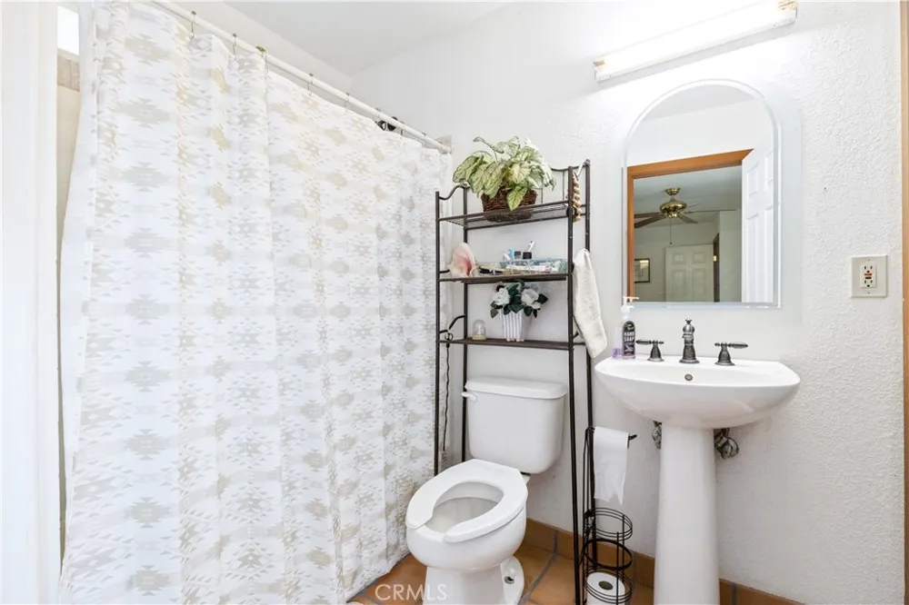 65380 San Lucas Lockwood, CA 93932