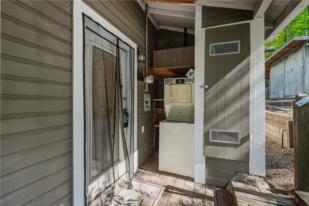 16179 Madrone Cobb, CA 95426