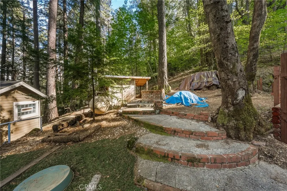 16179 Madrone Cobb, CA 95426