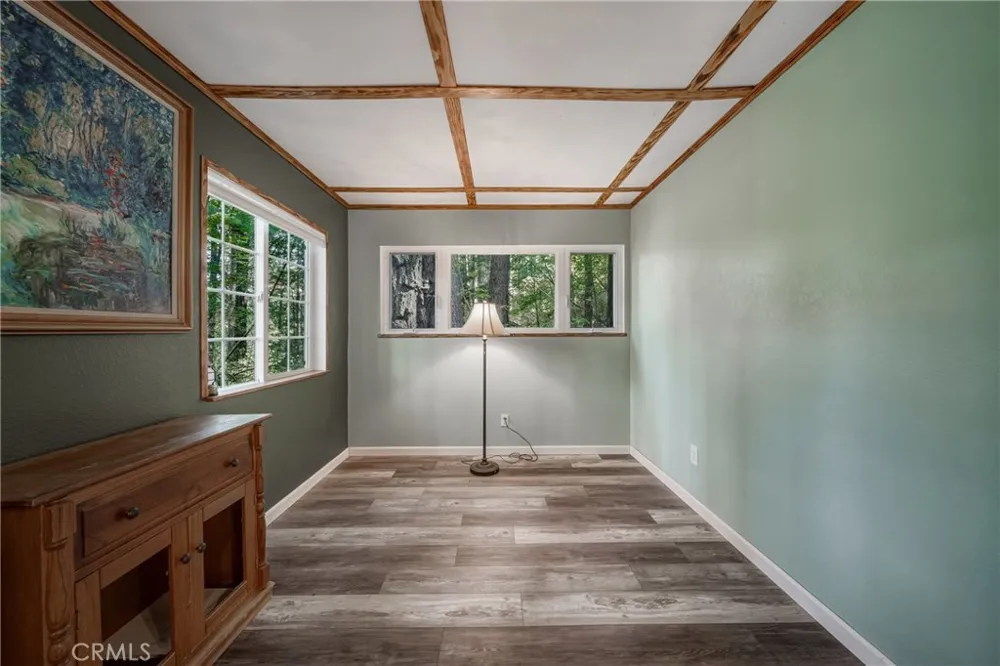 16179 Madrone Cobb, CA 95426
