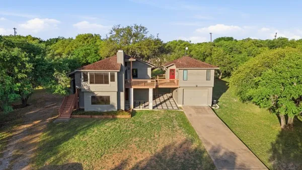 406 Coventry Road Spicewood, TX 78669