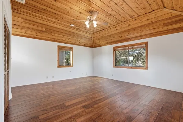 406 Coventry Road Spicewood, TX 78669