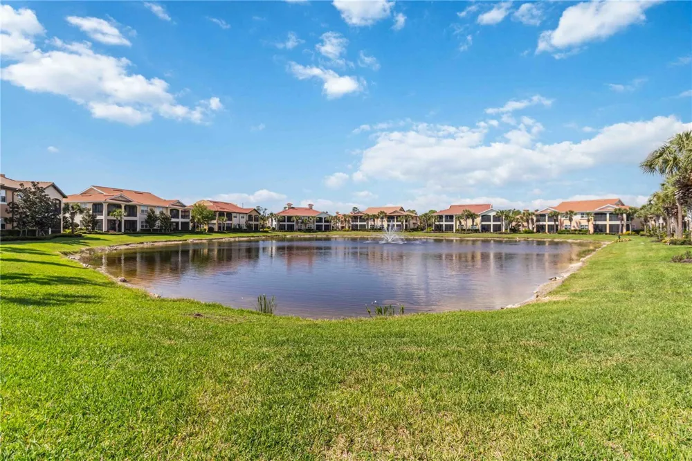 133 BELLA VISTA TERRACE #32C North Venice, FL 34275