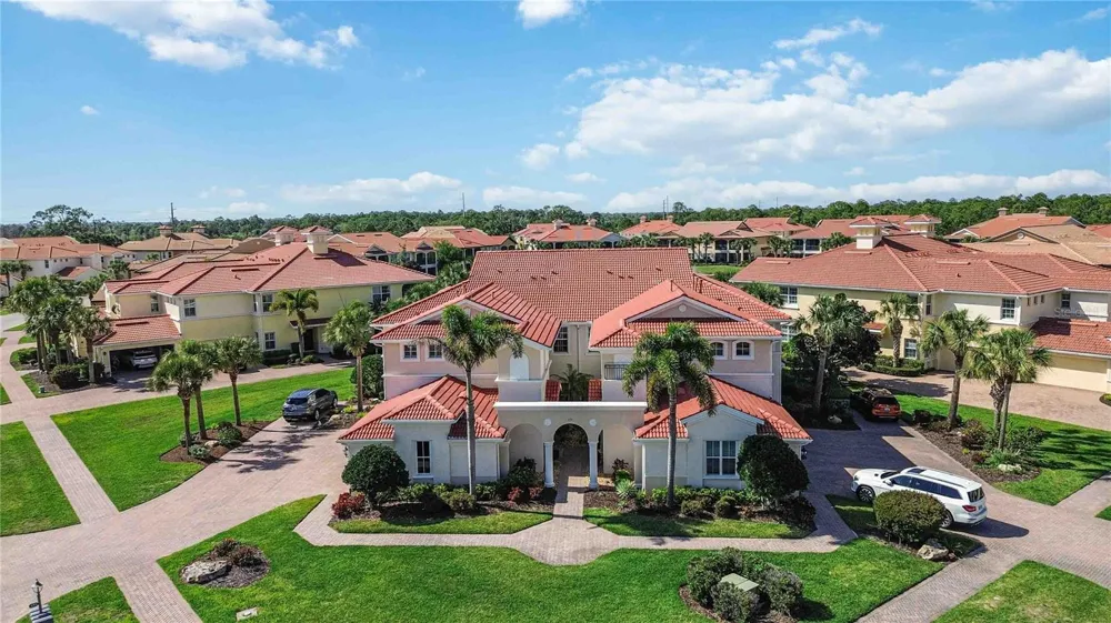 133 BELLA VISTA TERRACE #32C North Venice, FL 34275
