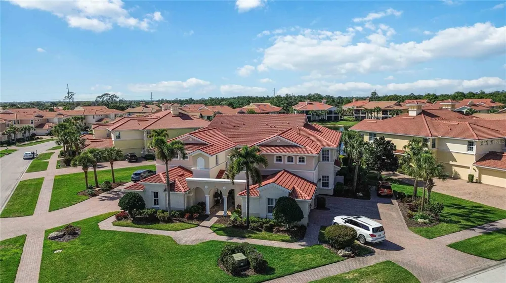 133 BELLA VISTA TERRACE #32C North Venice, FL 34275