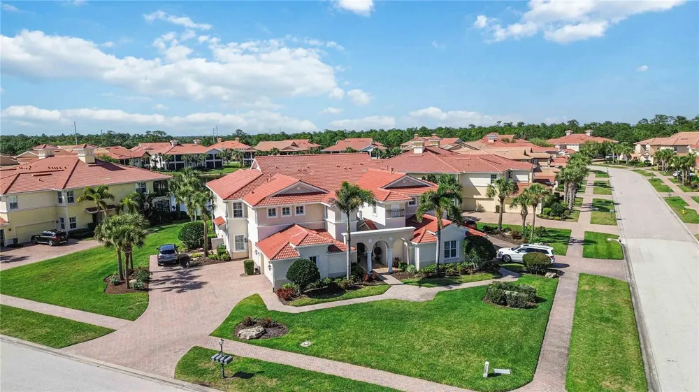 133 BELLA VISTA TERRACE #32C North Venice, FL 34275