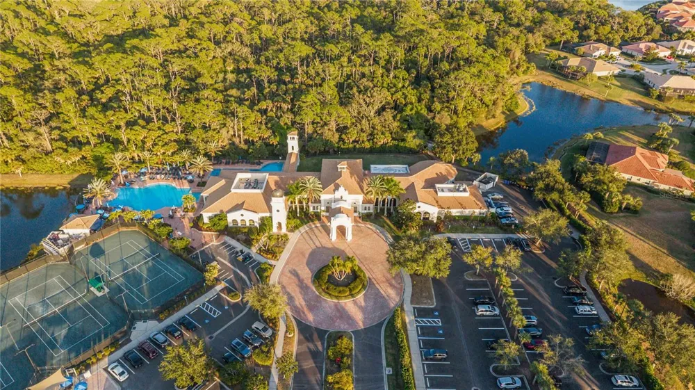 133 BELLA VISTA TERRACE #32C North Venice, FL 34275