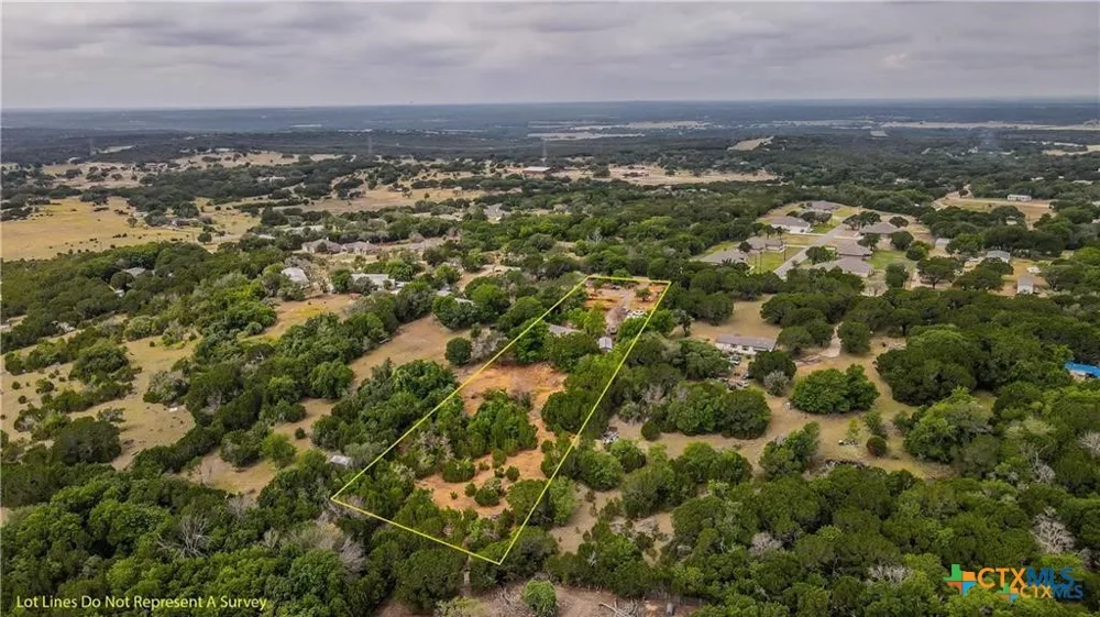 899 County Road 4810 Copperas Cove, TX 76522