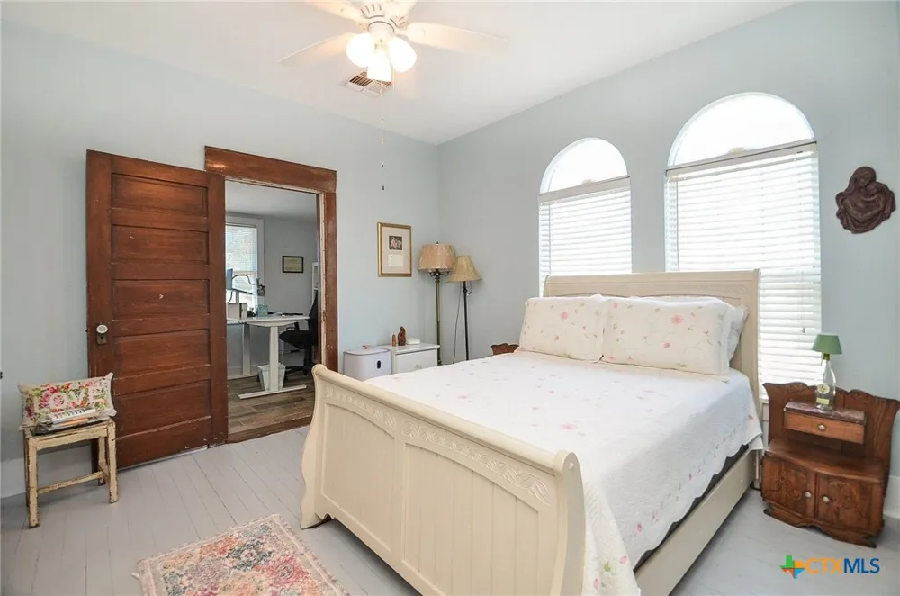 205 Main Street Palacios, TX 77465
